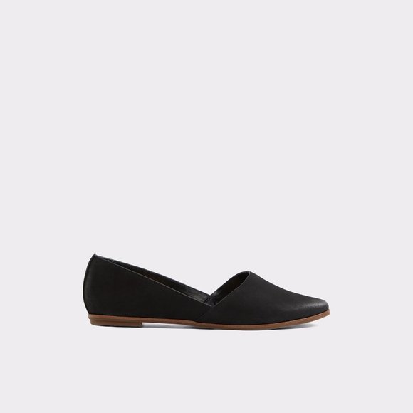 Aldo Black Leather Flat Size 8.5